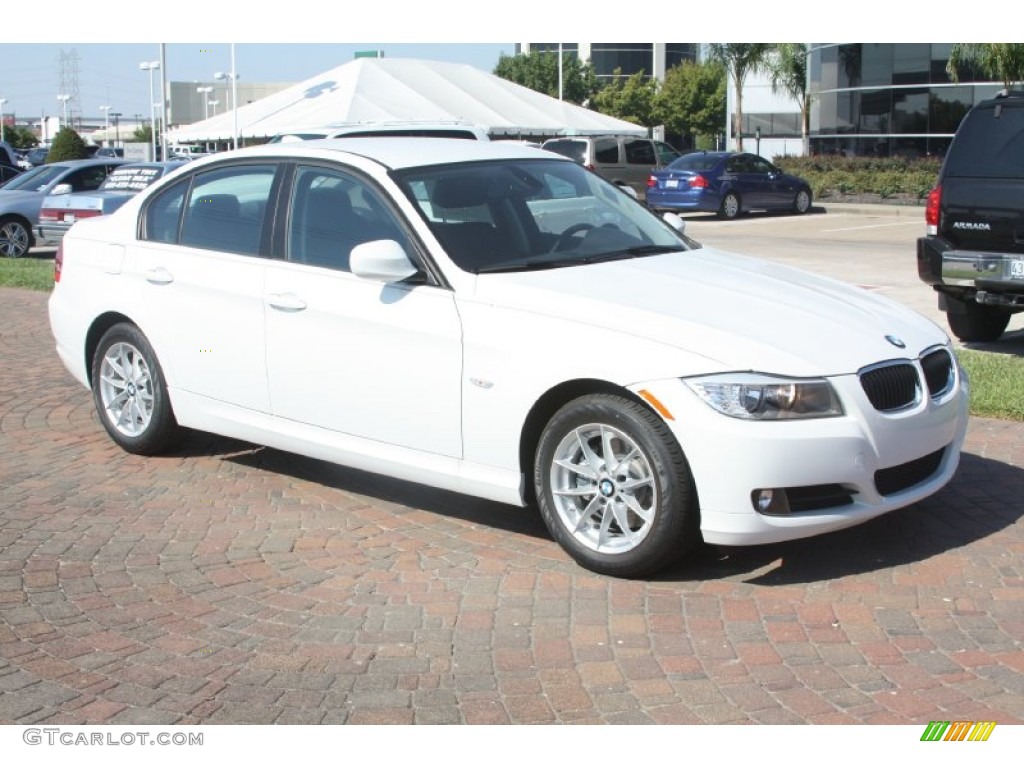 2011 3 Series 328i Sedan - Alpine White / Black photo #4