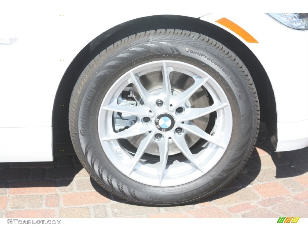 2011 3 Series 328i Sedan - Alpine White / Black photo #5