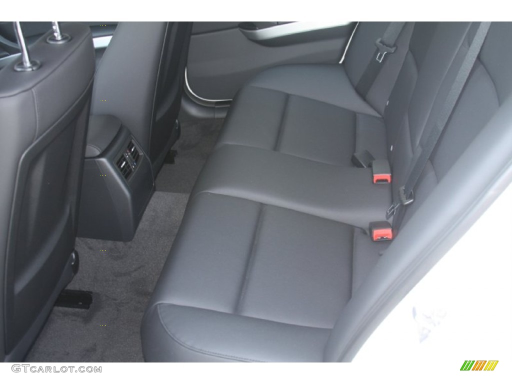 2011 3 Series 328i Sedan - Alpine White / Black photo #11