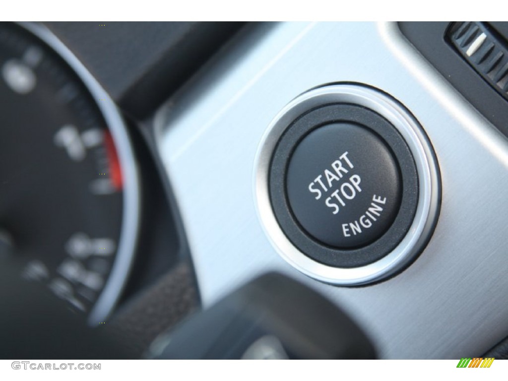 2011 3 Series 328i Sedan - Alpine White / Black photo #18