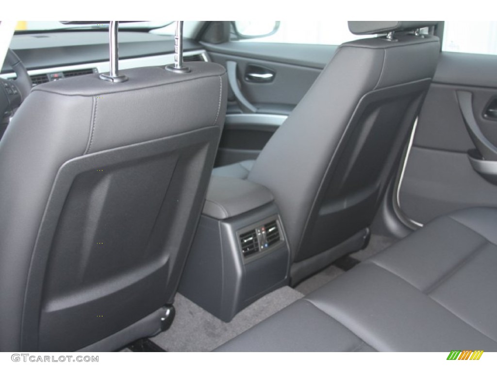 2011 3 Series 328i Sedan - Alpine White / Black photo #22