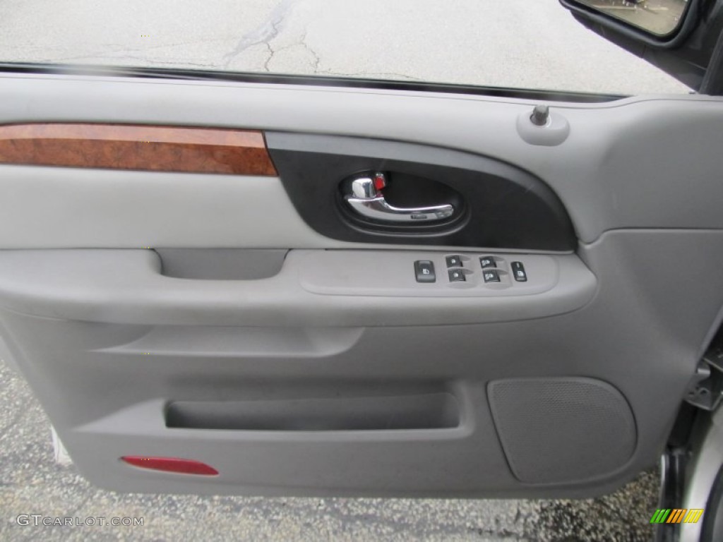 2007 Isuzu Ascender S 4x4 Dark Gray/Light Gray Door Panel Photo #54202517