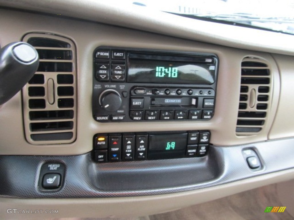 2001 Buick Park Avenue Ultra Audio System Photo #54202860