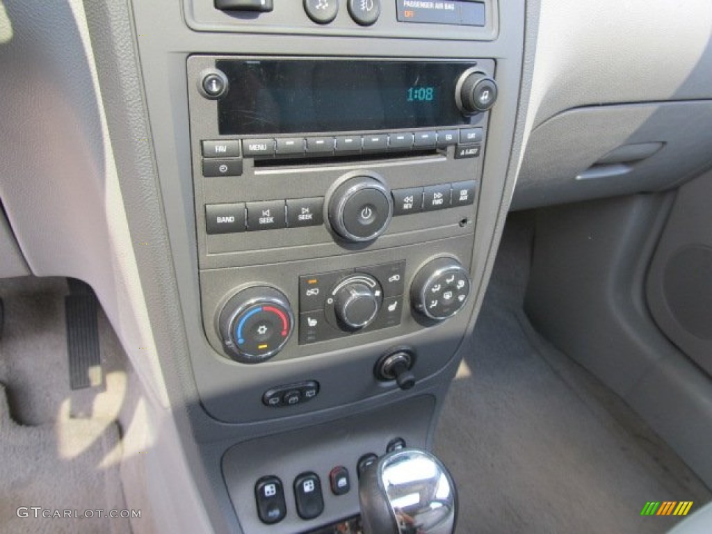 2008 Chevrolet HHR LT Controls Photo #54204411