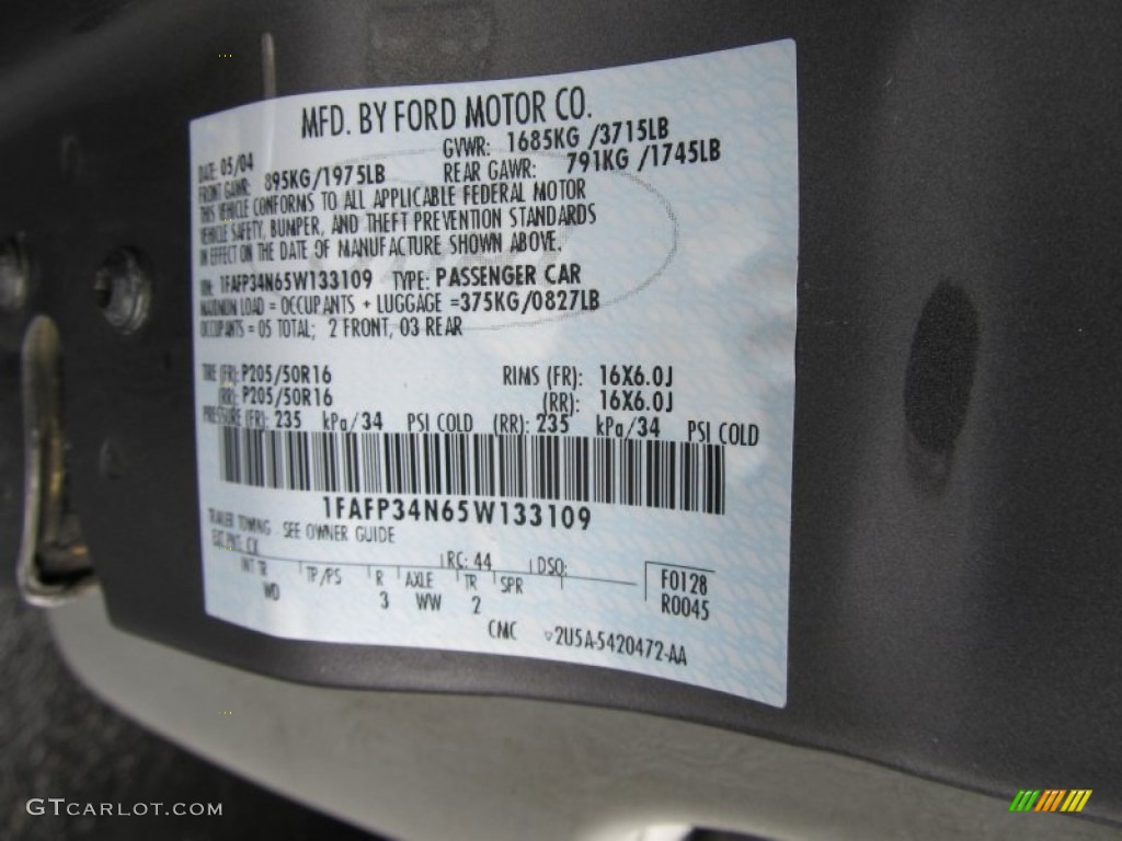 2005 Focus ZX4 SES Sedan - Liquid Grey Metallic / Dark Flint/Light Flint photo #14