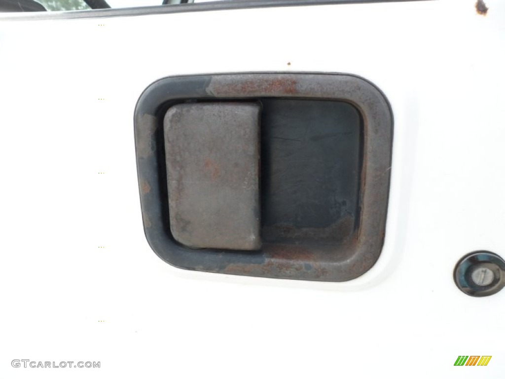 2000 Wrangler Sport 4x4 - Stone White / Agate photo #25
