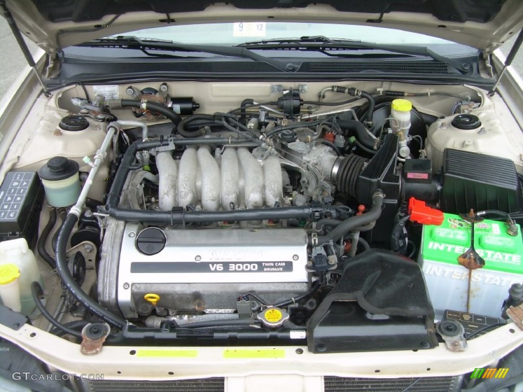 1998 Nissan Maxima GXE Engine Photos