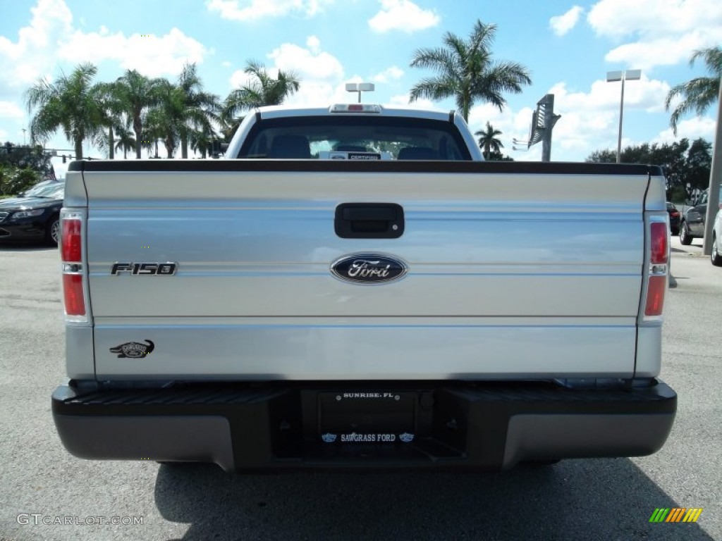 2010 F150 XL Regular Cab - Ingot Silver Metallic / Medium Stone photo #7