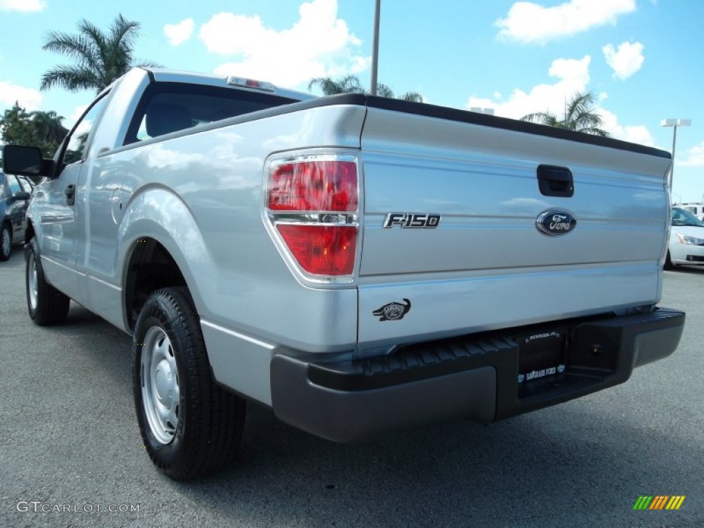 2010 F150 XL Regular Cab - Ingot Silver Metallic / Medium Stone photo #9