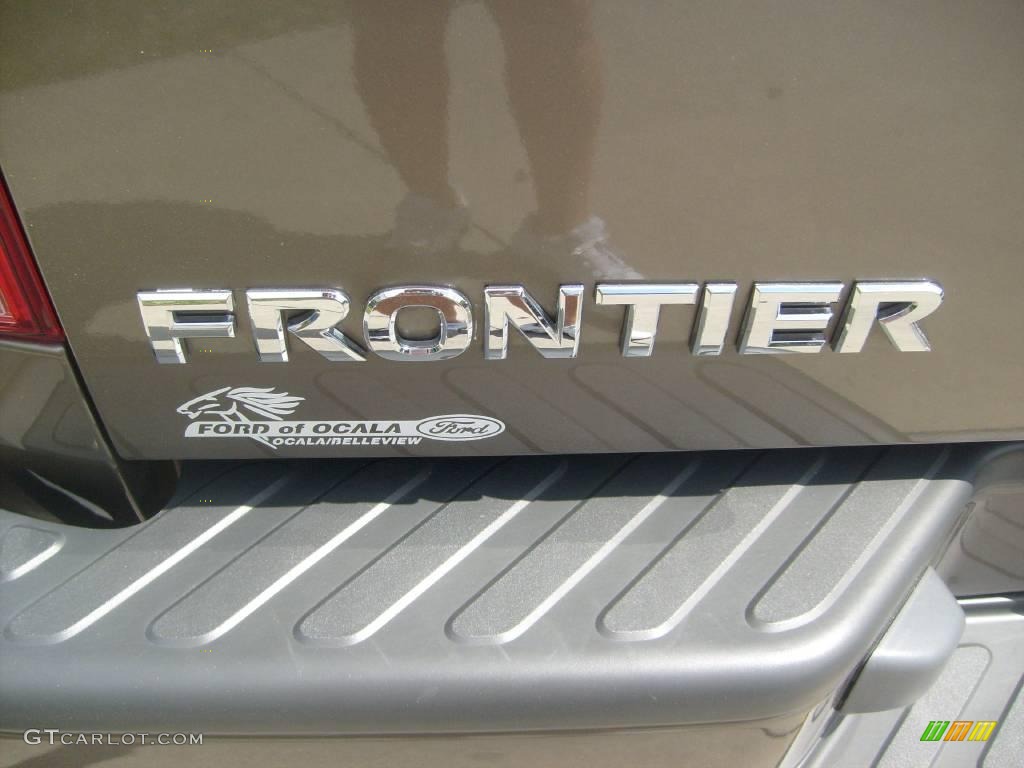 2006 Frontier LE Crew Cab - Granite Metallic / Desert photo #10