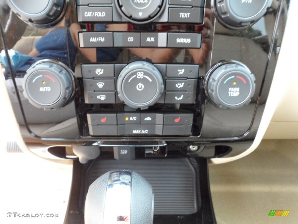 2012 Ford Escape Limited V6 Controls Photo #54207939