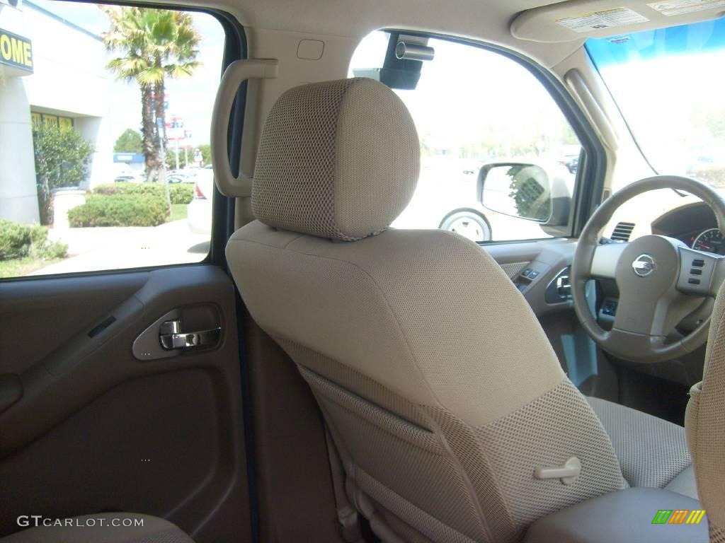 2006 Frontier LE Crew Cab - Granite Metallic / Desert photo #19