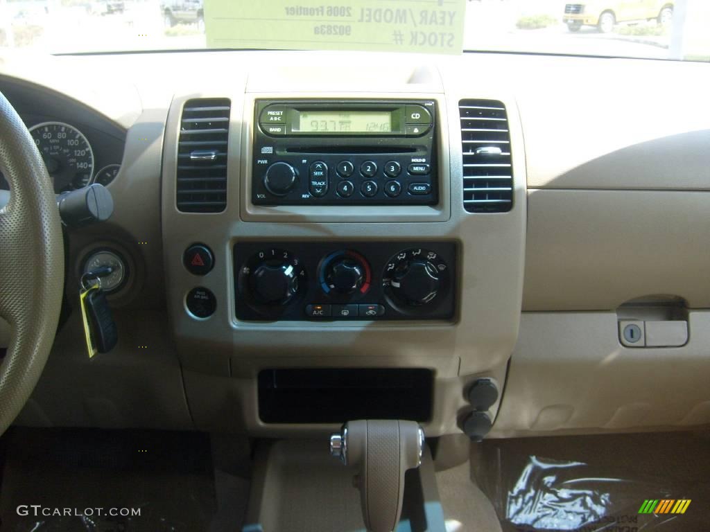 2006 Frontier LE Crew Cab - Granite Metallic / Desert photo #22