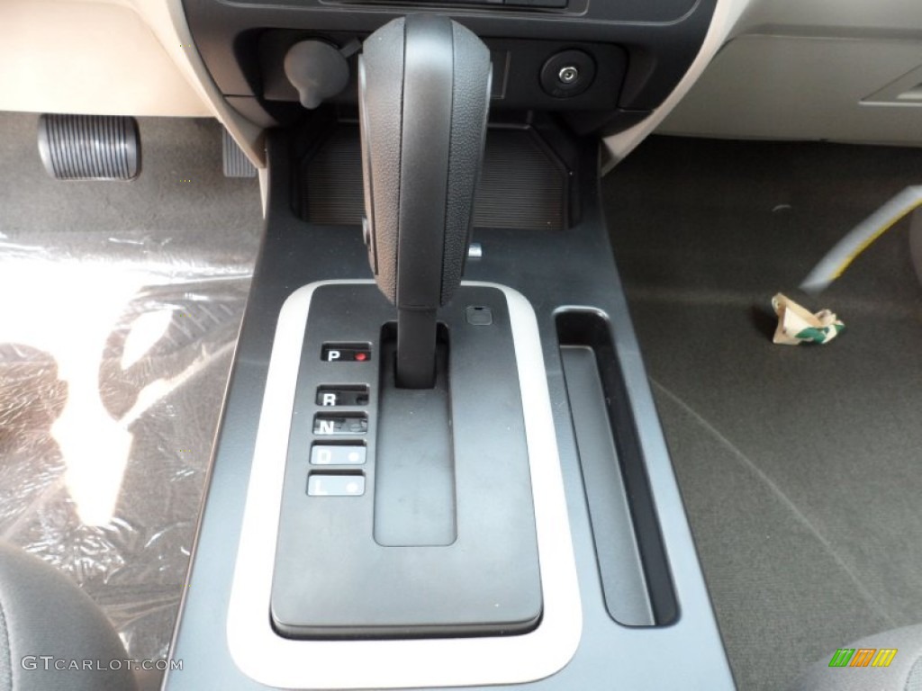 2012 Ford Escape XLS 6 Speed Automatic Transmission Photo #54208266