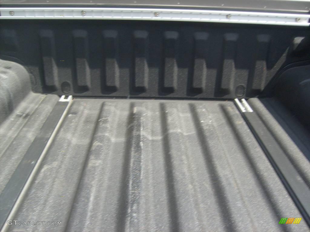 2006 Frontier LE Crew Cab - Granite Metallic / Desert photo #26