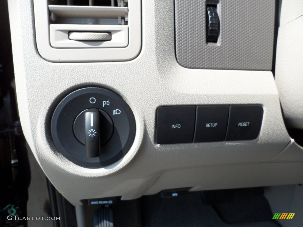 2012 Ford Escape XLS Controls Photo #54208617