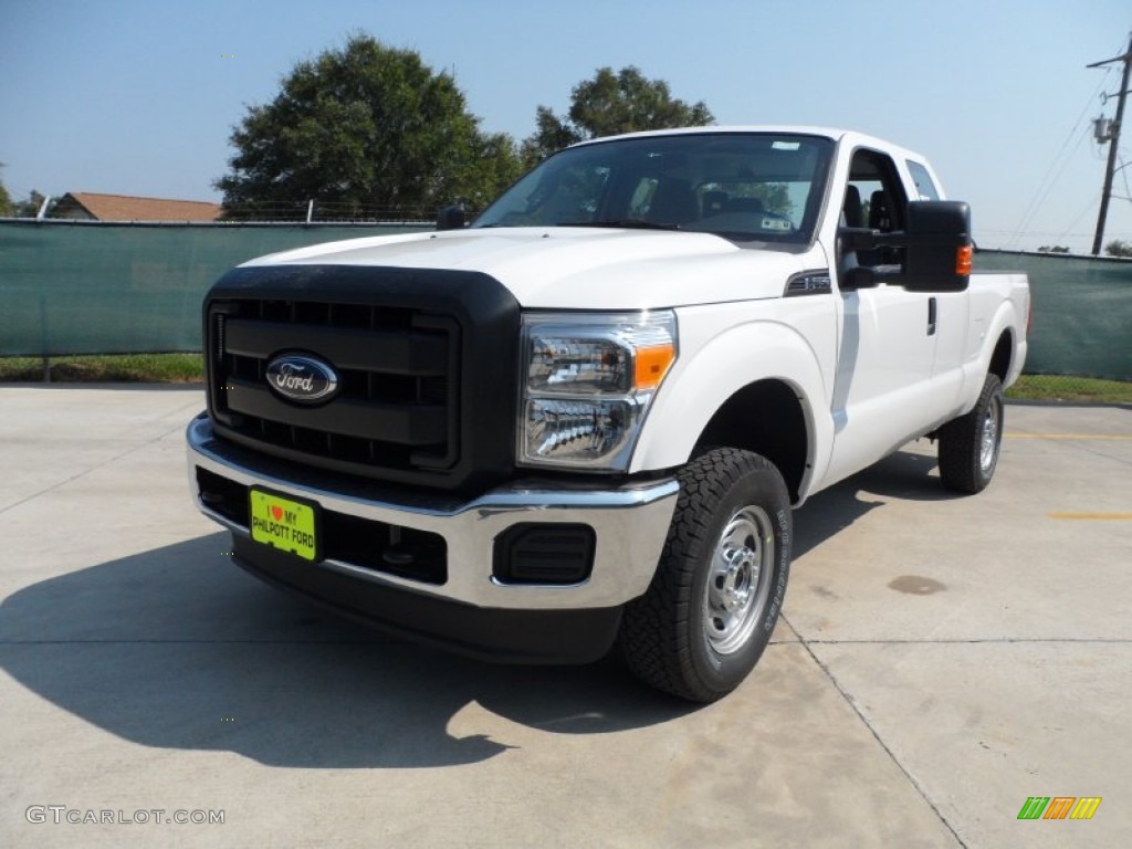 2012 F350 Super Duty XL SuperCab 4x4 - Oxford White / Steel photo #7