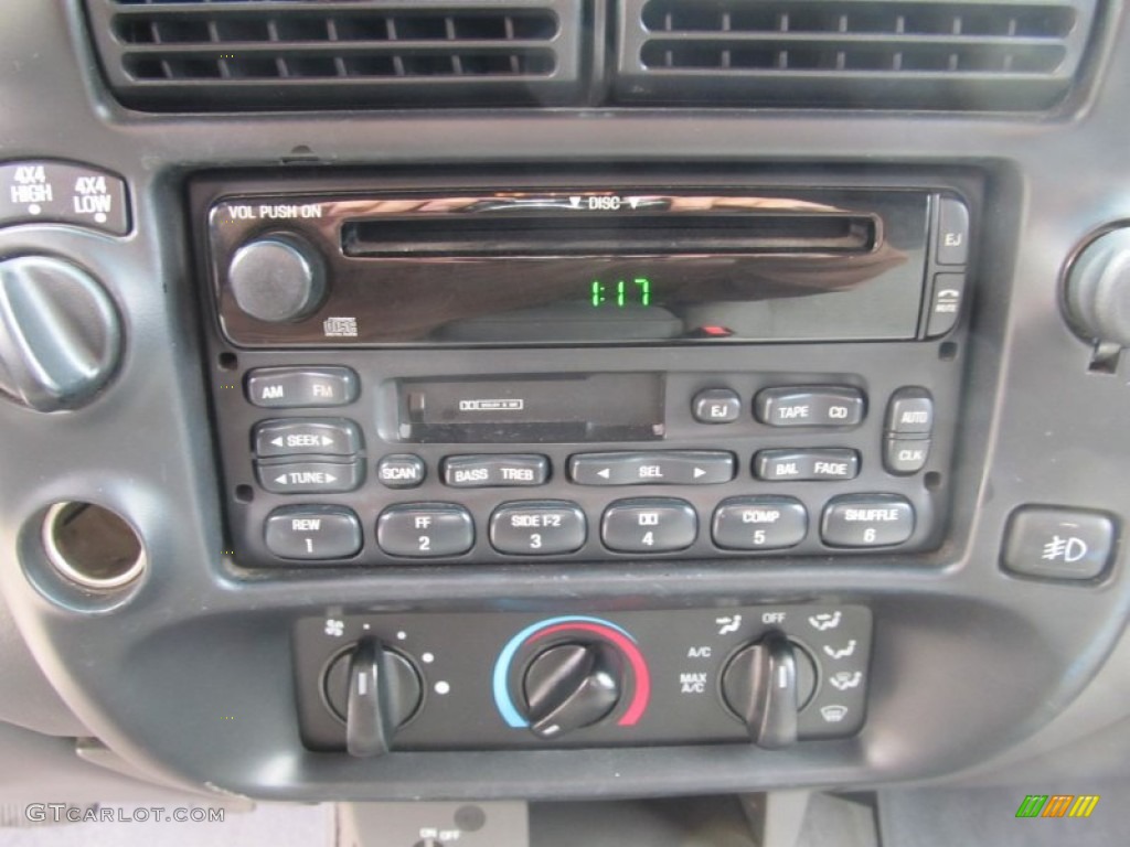 2001 Ford Ranger XLT SuperCab 4x4 Audio System Photos
