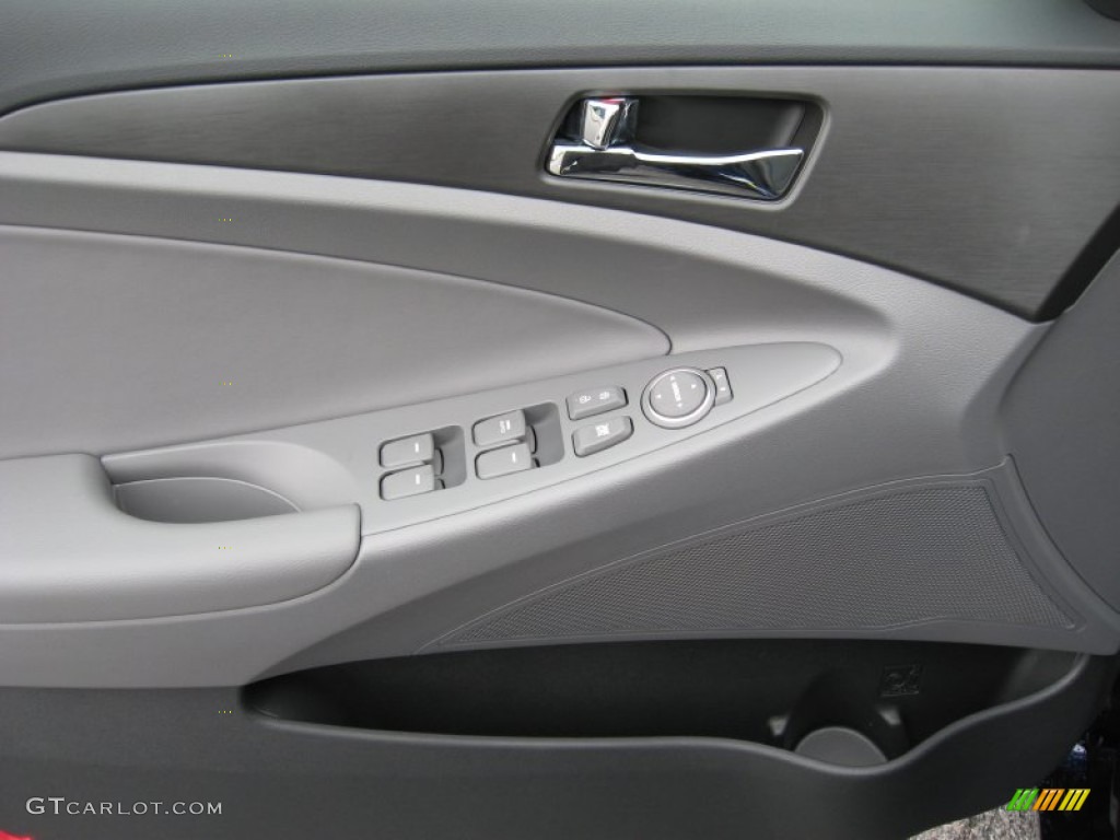 2012 Hyundai Sonata GLS Gray Door Panel Photo #54212102
