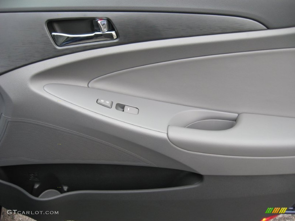 2012 Hyundai Sonata GLS Gray Door Panel Photo #54212157