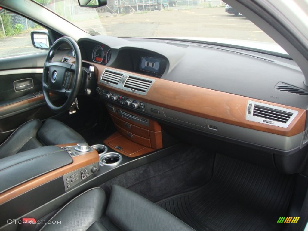 2007 BMW 7 Series 750i Sedan Black Dashboard Photo #54213066