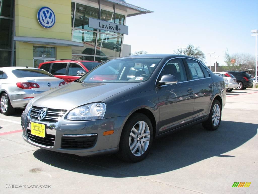 Platinum Grey Metallic Volkswagen Jetta