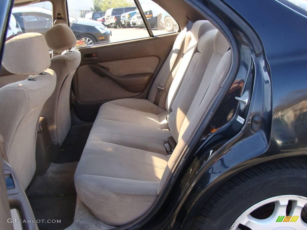 1995 Camry XLE V6 Sedan - Black / Beige photo #7