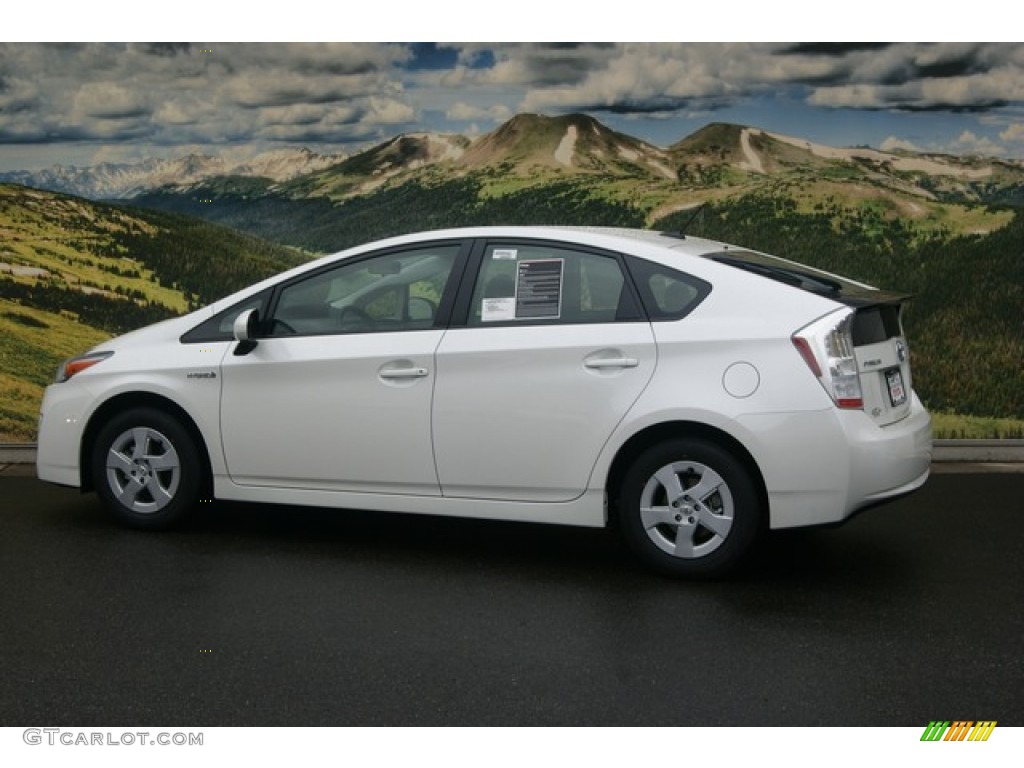 2011 Prius Hybrid II - Blizzard White Pearl / Dark Gray photo #3