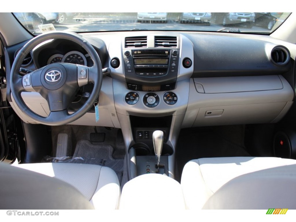 2008 RAV4 Limited V6 4WD - Black / Ash photo #14