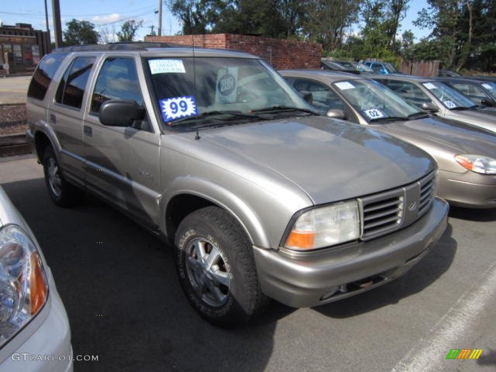 1999 Bravada AWD - Pewter Metallic / Beige photo #1