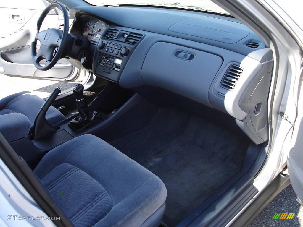 1999 Accord LX Sedan - Satin Silver Metallic / Gray photo #18