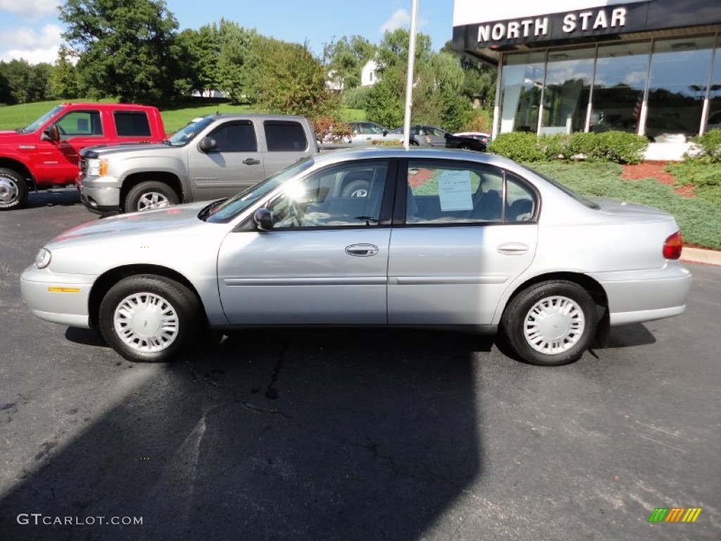 2003 Malibu Sedan - Galaxy Silver Metallic / Gray photo #2