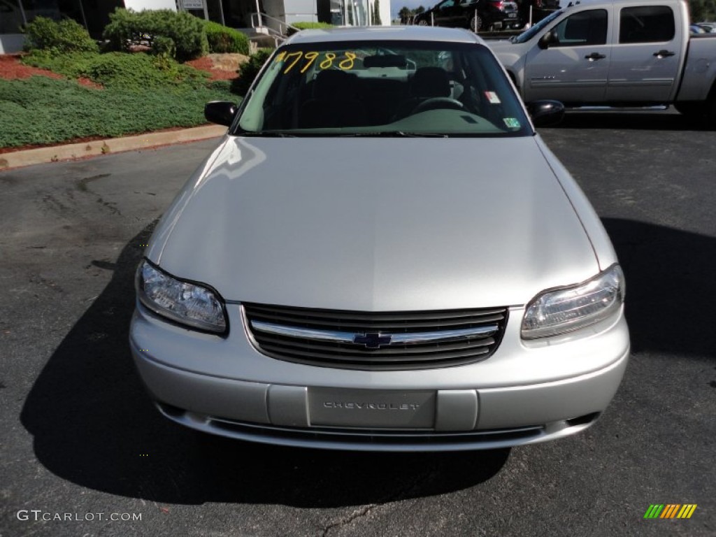 2003 Malibu Sedan - Galaxy Silver Metallic / Gray photo #8
