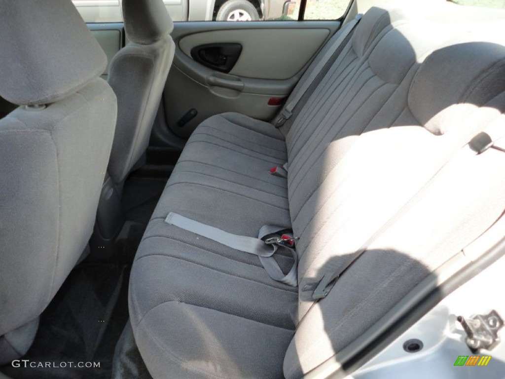 2003 Malibu Sedan - Galaxy Silver Metallic / Gray photo #13