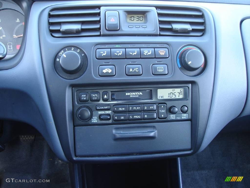 1999 Accord LX Sedan - Satin Silver Metallic / Gray photo #23