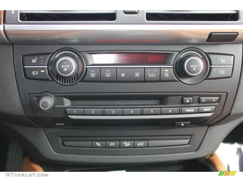 2008 BMW X6 xDrive50i Controls Photos