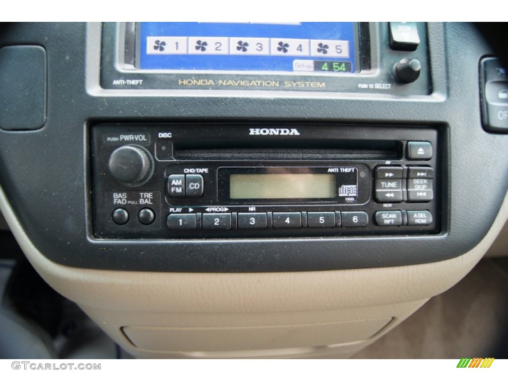 2002 Honda Odyssey EX-L Audio System Photo #54227457