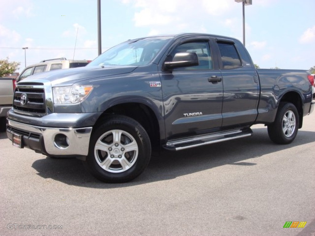 2010 Tundra SR5 Double Cab 4x4 - Slate Gray Metallic / Graphite Gray photo #2