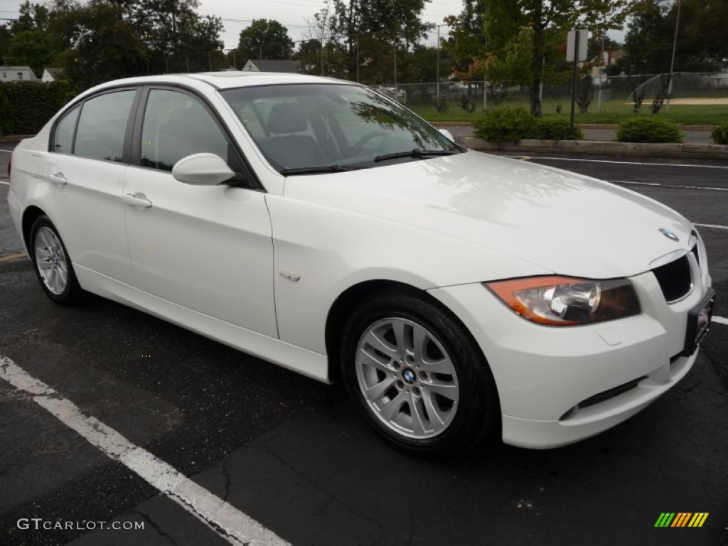2006 3 Series 325xi Sedan - Alpine White / Black photo #4