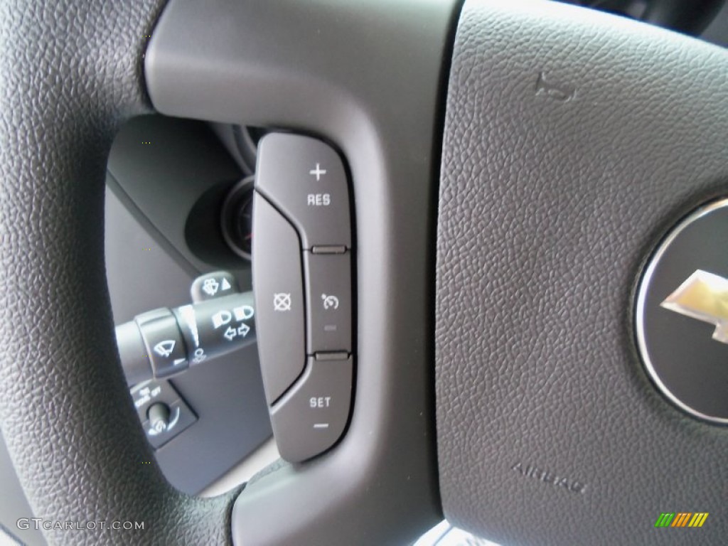 2011 Silverado 1500 LS Regular Cab 4x4 - Sheer Silver Metallic / Dark Titanium photo #18