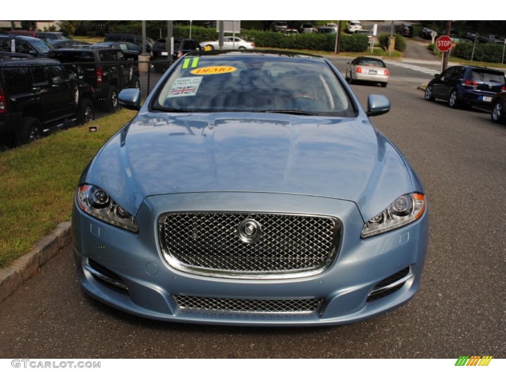 2011 XJ XJL - Frost Blue Metallic / Navy Blue/Ivory photo #2
