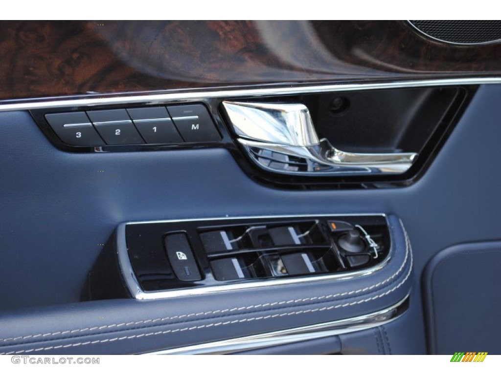 2011 XJ XJL - Frost Blue Metallic / Navy Blue/Ivory photo #19