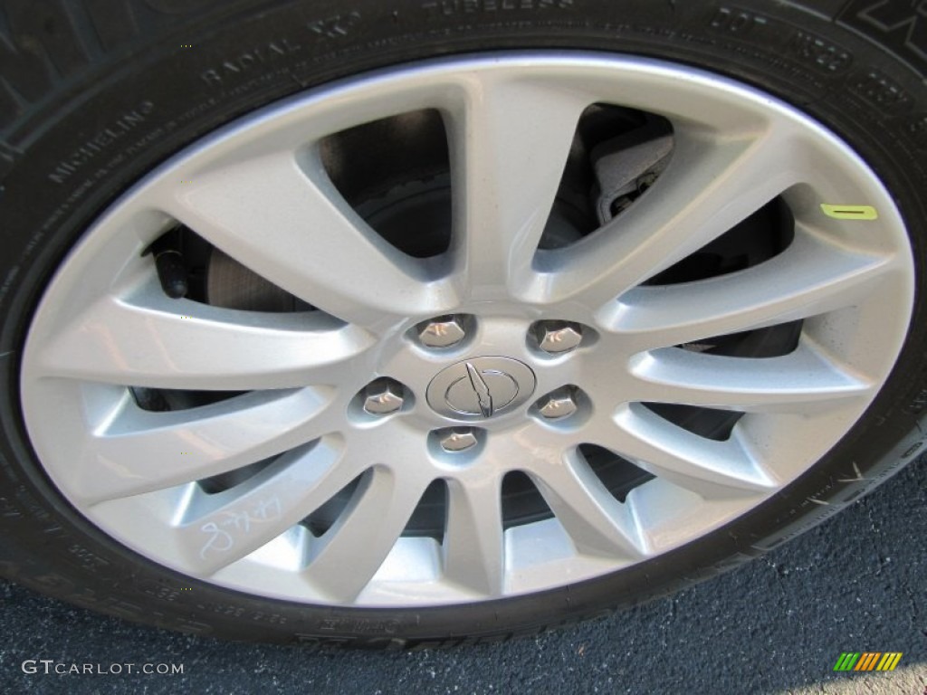 2012 Chrysler 300 Standard 300 Model Wheel Photo #54235002