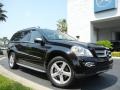 Obsidian Black Metallic - GL 450 4Matic Photo No. 4