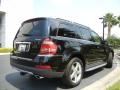 Obsidian Black Metallic - GL 450 4Matic Photo No. 6