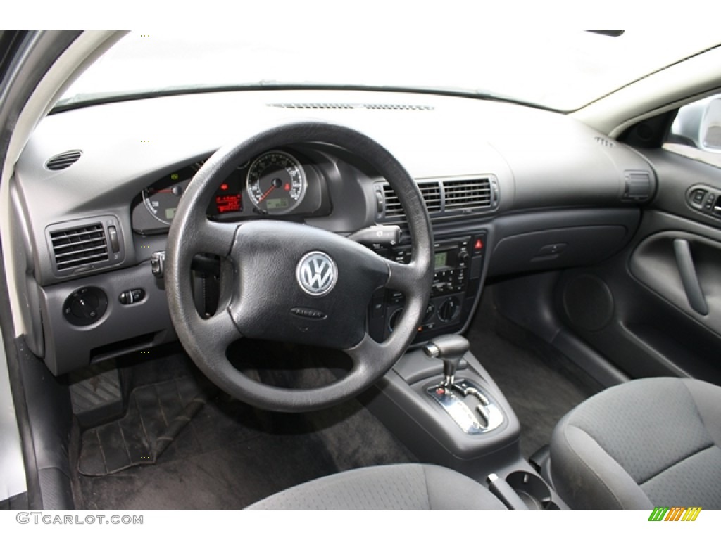 2004 Passat GLS TDI Sedan - Reflex Silver Metallic / Grey photo #5