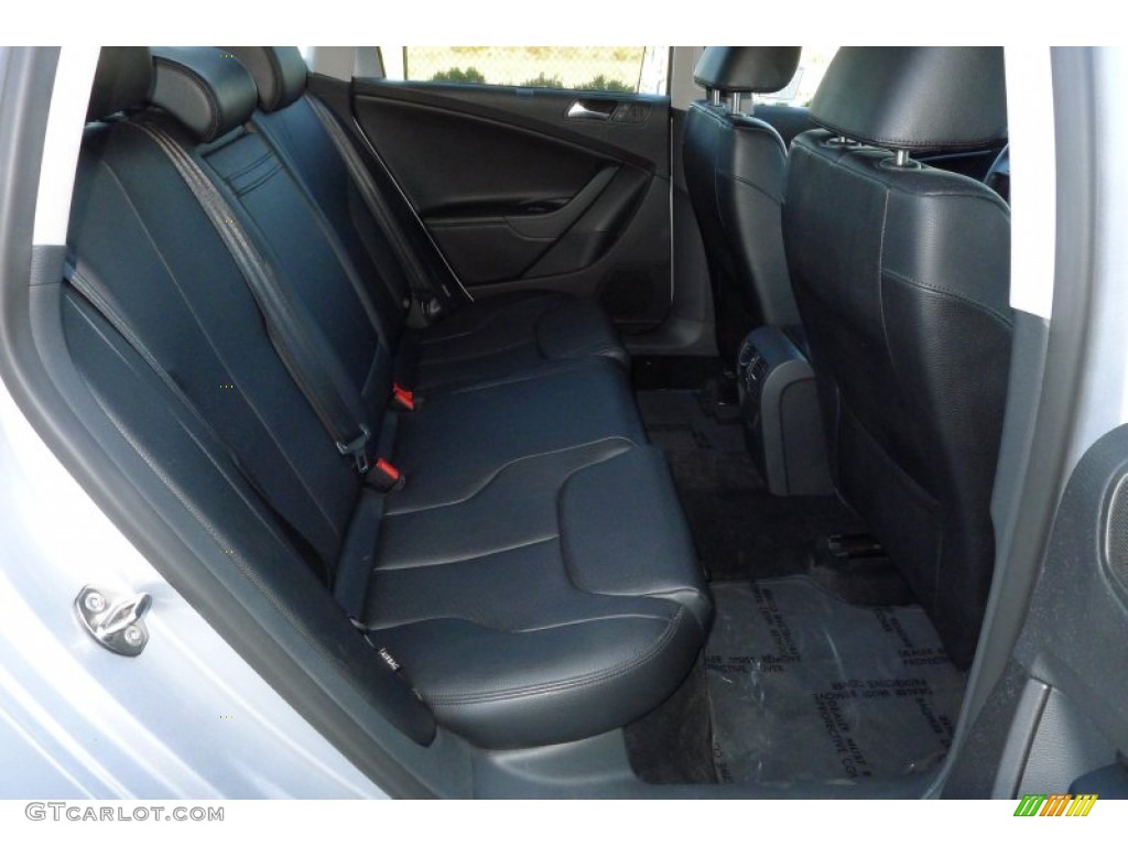 Deep Black Interior 2009 Volkswagen Passat Komfort Wagon Photo #54241635