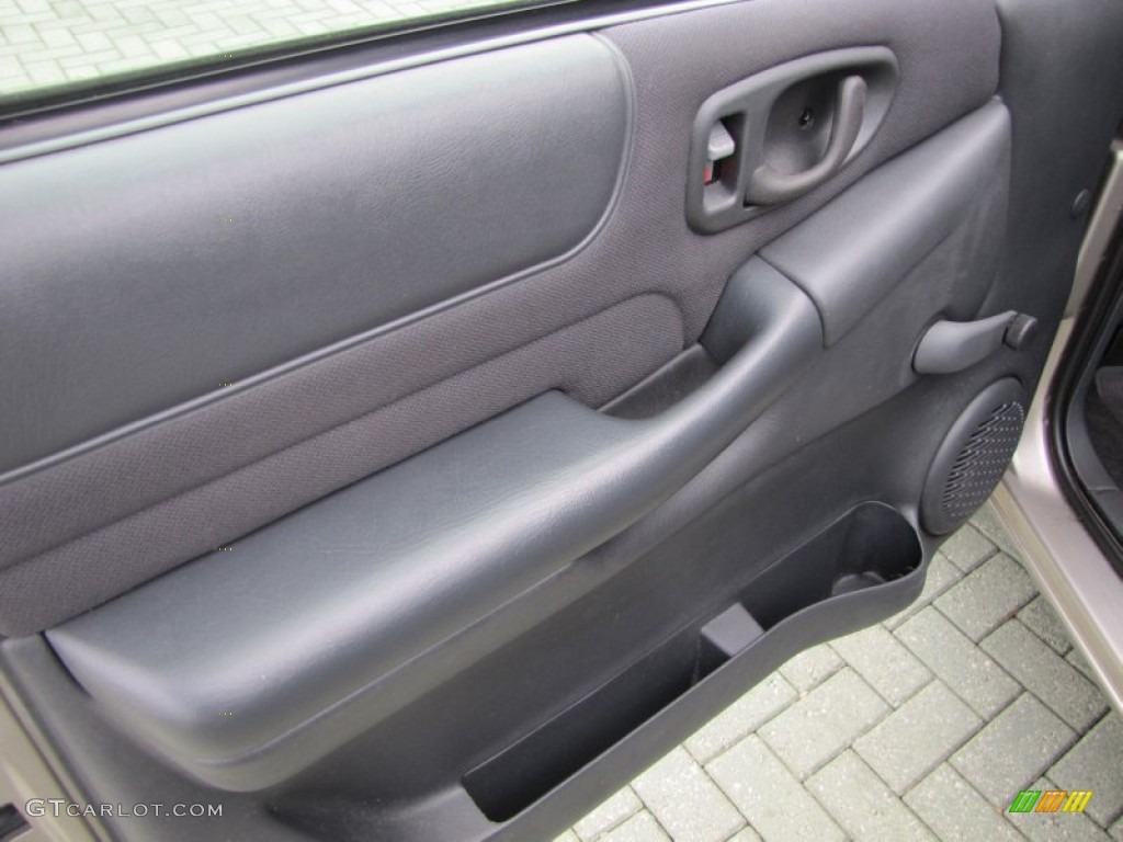 2003 GMC Sonoma SLS Extended Cab Door Panel Photos