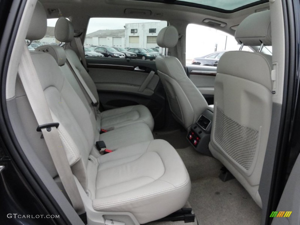 Cardamom Beige Interior 2007 Audi Q7 4.2 Premium quattro Photo #54246324