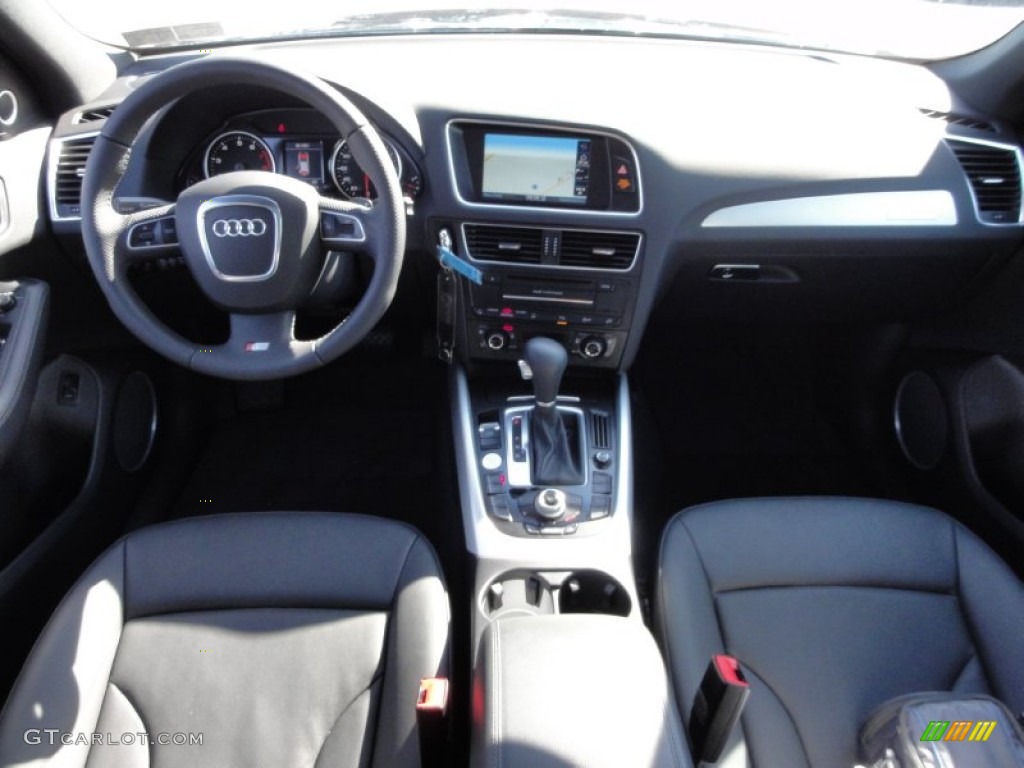 2011 Audi Q5 3.2 quattro Black Dashboard Photo #54246752